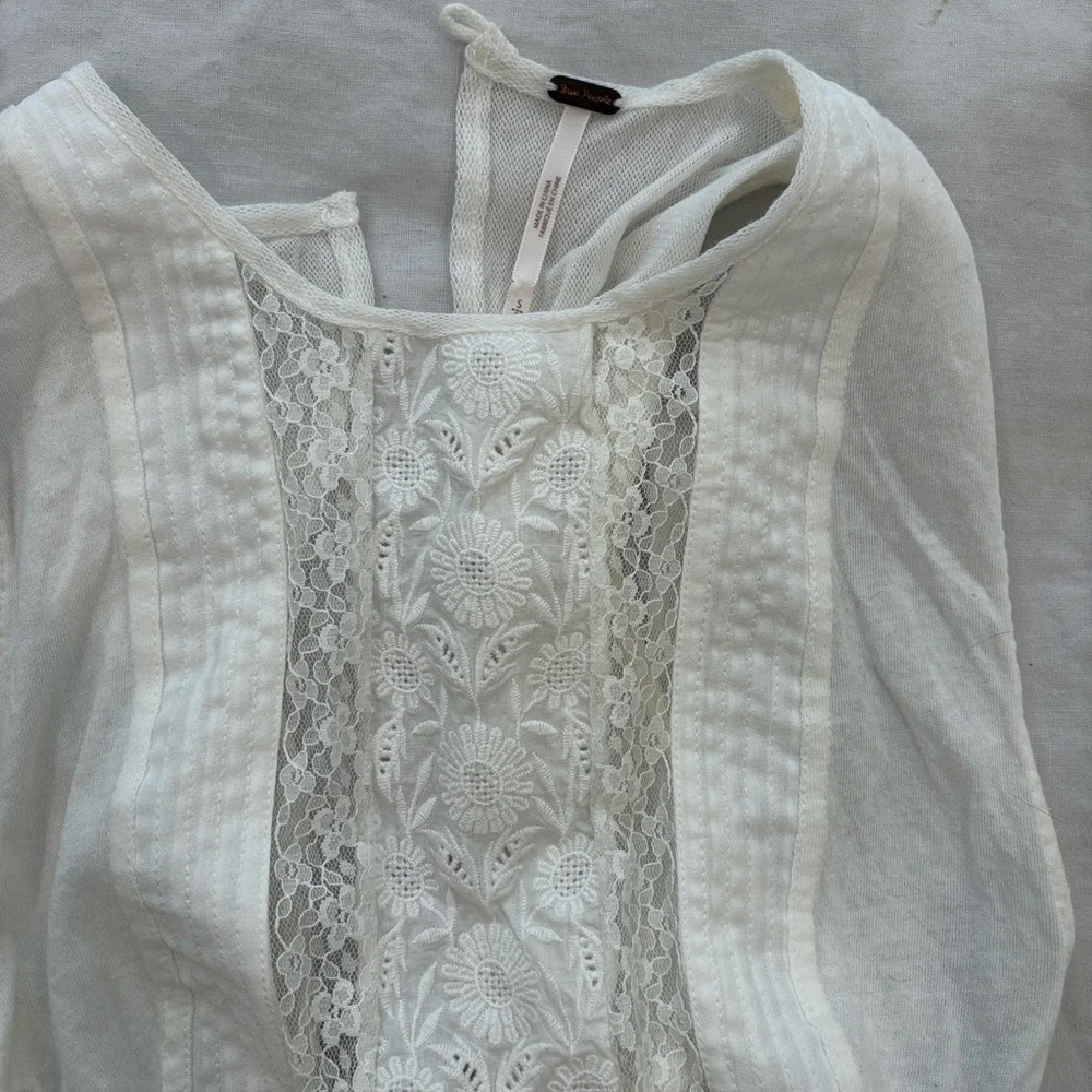 Free People White Lace Crop Top, Size S - Picture 3 of 3